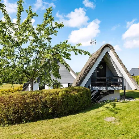 Σπίτι διακοπών Idyllic Summer House With Sea View Glesborg