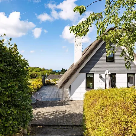 Idyllic Summer House With Sea View